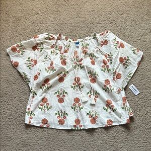 Old Navy White Floral Swing Short Sleeve Top